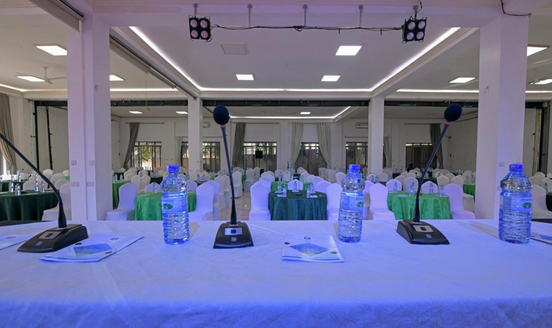 Hoima Buffalo Hotel & Business Hub Ltd Kültér fotó